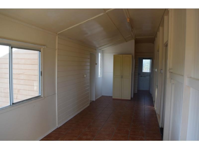 18 Bosworth Road, Woodstock QLD 4816