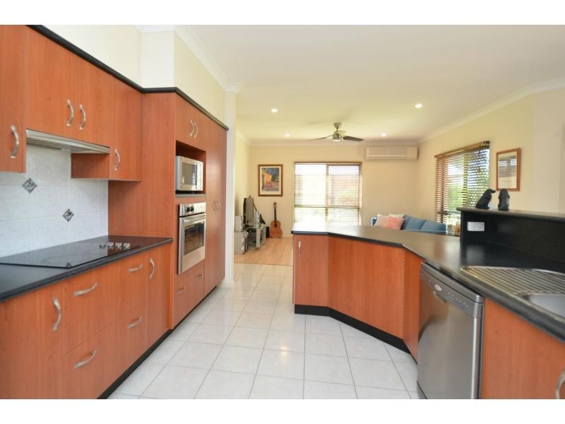 27 Miller Circuit, Kirwan QLD 4817