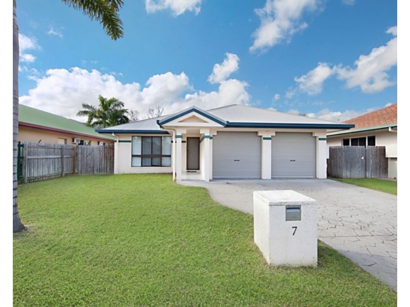 7 Curtin Place, Douglas QLD 4814