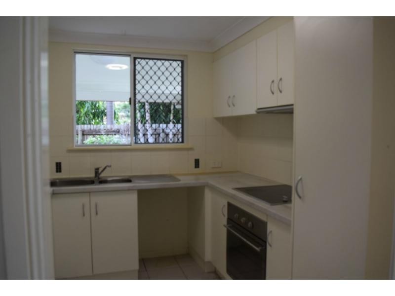 8/26 Derby Street, Pimlico QLD 4812