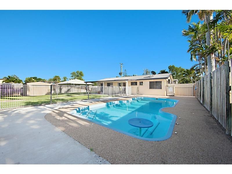 2 Ruby Round, Kelso QLD 4815