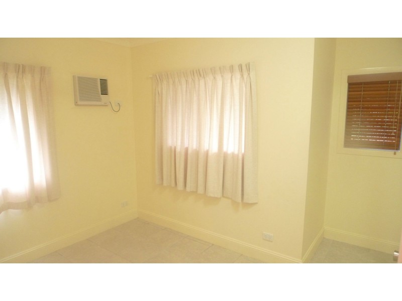 1/43 Park Street, Pimlico QLD 4812