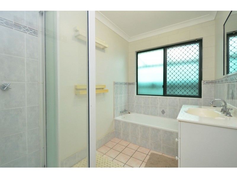 6 Gracedale Street, Mount Louisa QLD 4814