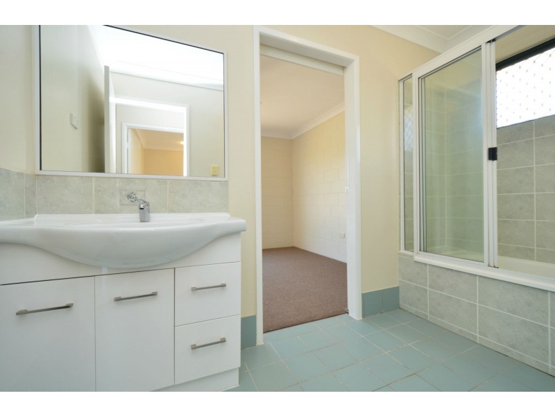 5 Goldfinch Court, Condon QLD 4815