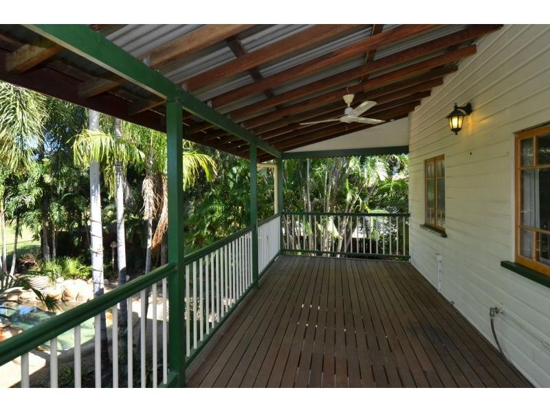 38 Bayswater Terrace, Hyde Park QLD 4812