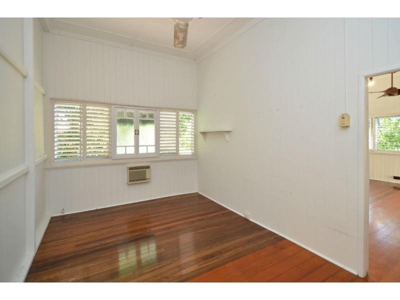 38 Bayswater Terrace, Hyde Park QLD 4812