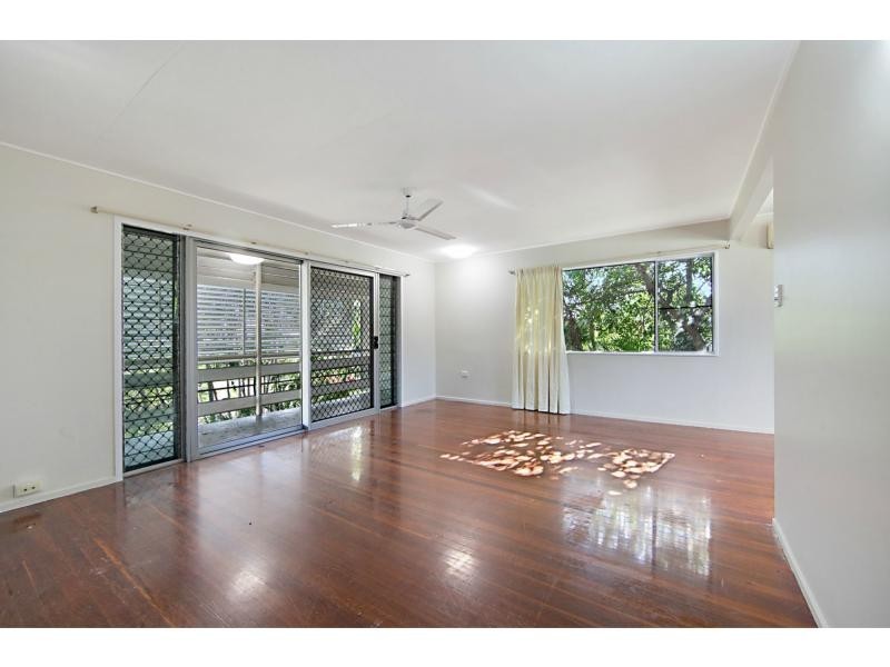 22 Jannila Avenue, Cranbrook QLD 4814