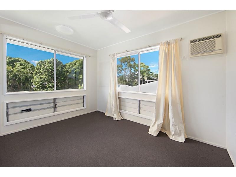 22 Jannila Avenue, Cranbrook QLD 4814