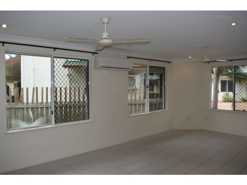 8/26 Derby Street, Pimlico QLD 4812