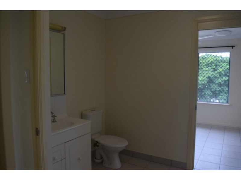 8/26 Derby Street, Pimlico QLD 4812