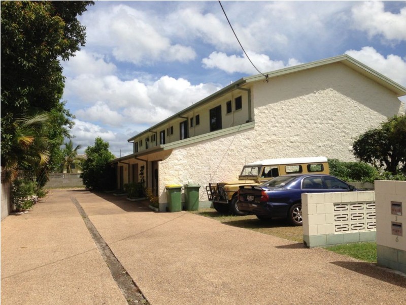 4/23 Park Street, Pimlico QLD 4812