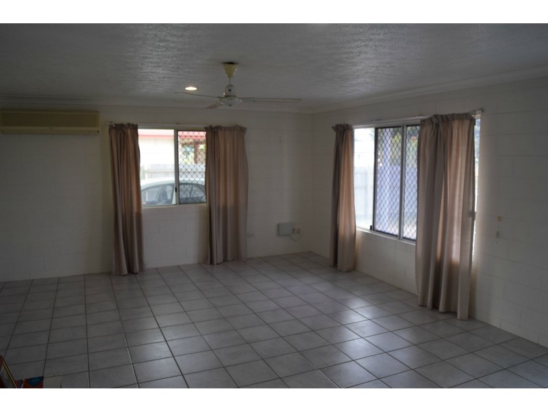 1 Gracedale Street, Mount Louisa QLD 4814