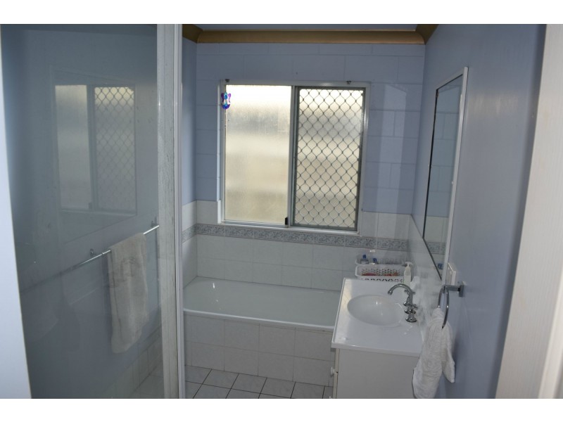 1 Gracedale Street, Mount Louisa QLD 4814