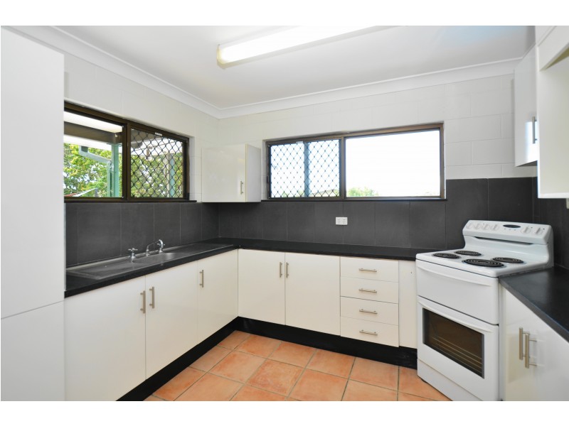 11 Galway Court, Mount Louisa QLD 4814