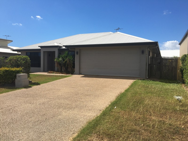 24 Tahlia Cct, Mount Louisa QLD 4814