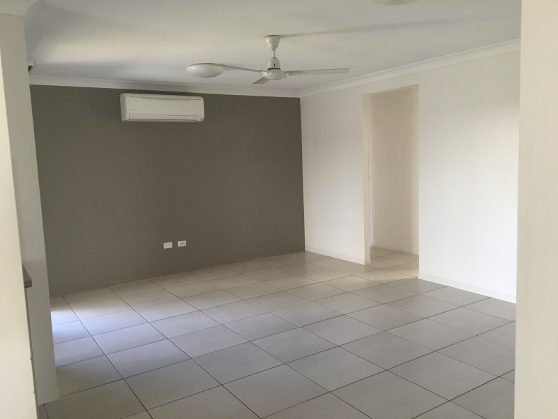 24 Tahlia Cct, Mount Louisa QLD 4814