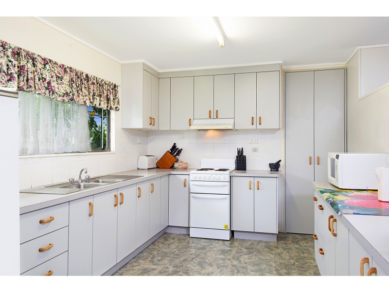 35 Falcon Cres, Condon QLD 4815