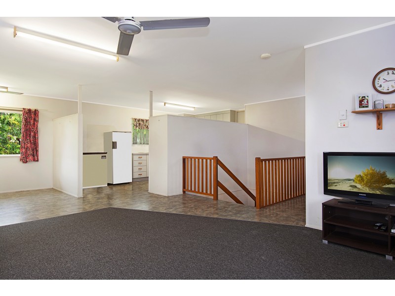 35 Falcon Cres, Condon QLD 4815