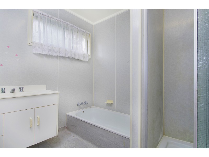 35 Falcon Cres, Condon QLD 4815