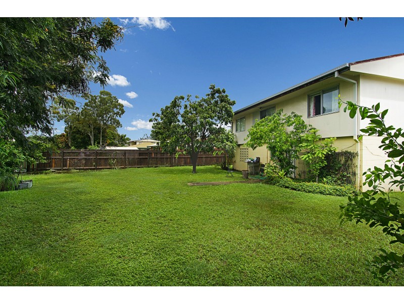 35 Falcon Cres, Condon QLD 4815