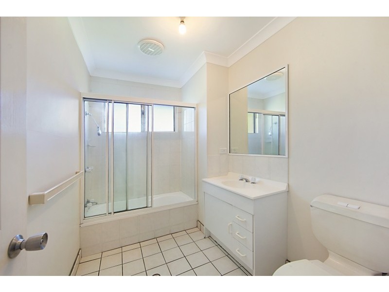 4/8 Queens Rd, Railway Estate QLD 4810