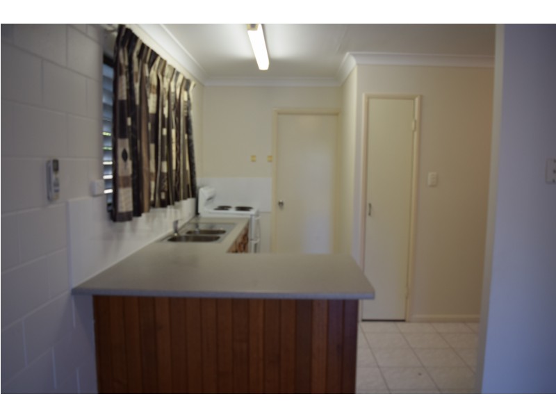 5/18 Percy St, West End QLD 4810