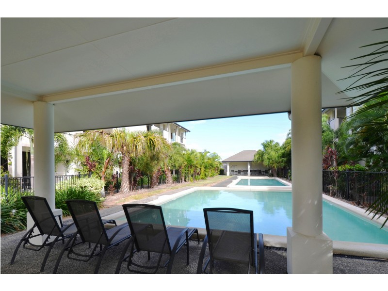 9/6 Henry Street, West End QLD 4810