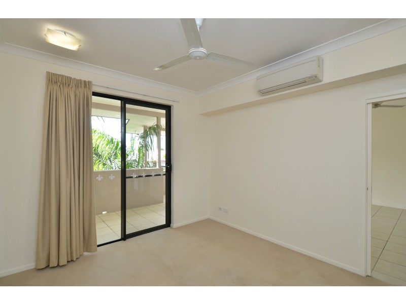 9/6 Henry Street, West End QLD 4810