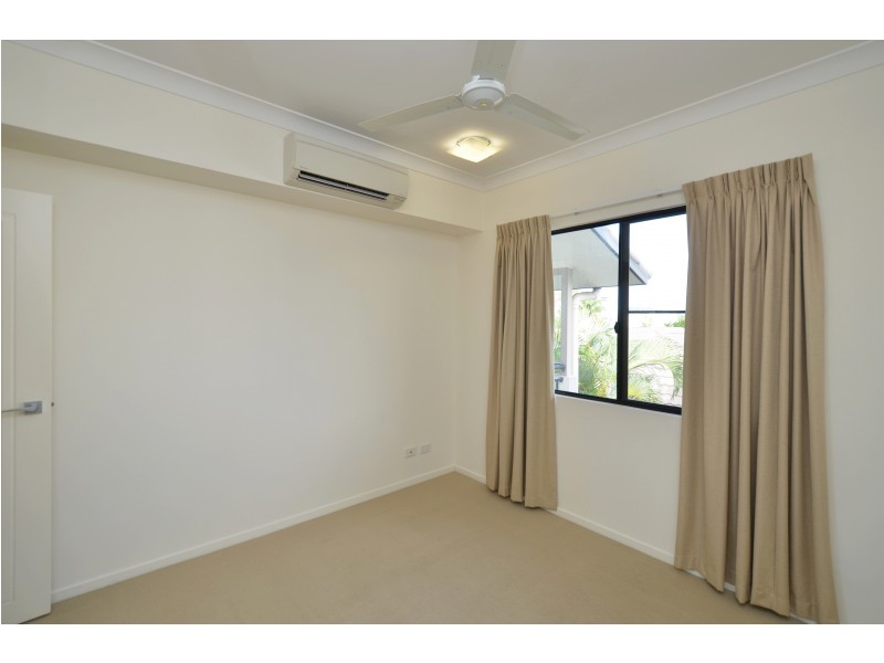 9/6 Henry Street, West End QLD 4810