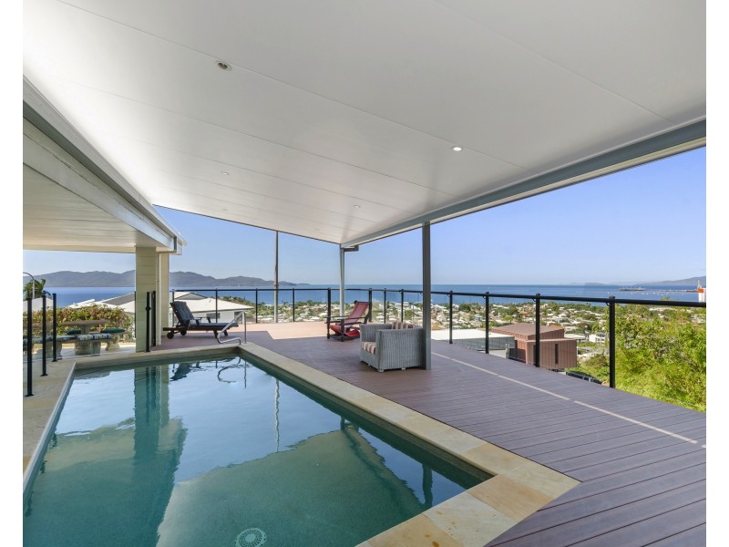 1 Balmoral Drive, Castle Hill QLD 4810