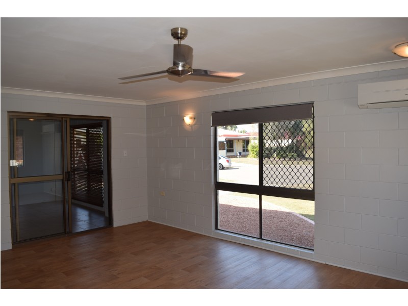 23 Serrano Cres, Cranbrook QLD 4814