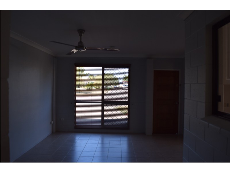23 Serrano Cres, Cranbrook QLD 4814