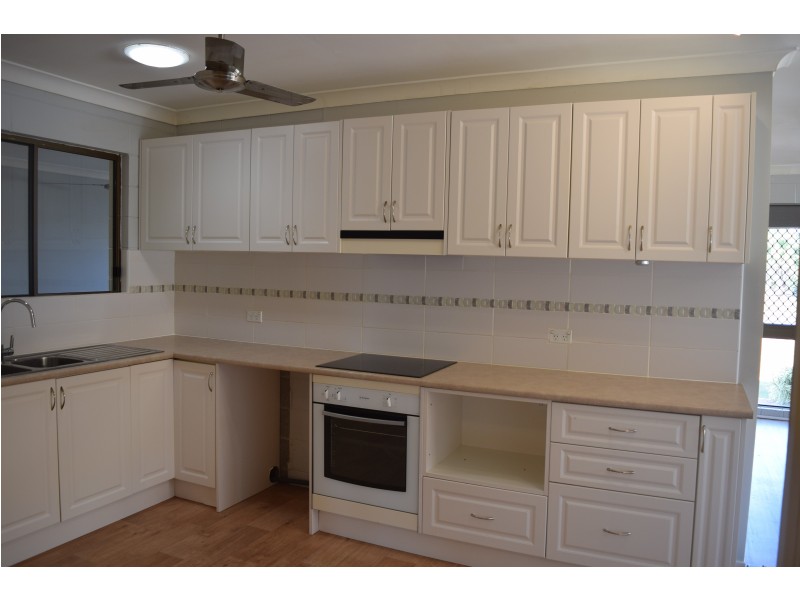 23 Serrano Cres, Cranbrook QLD 4814