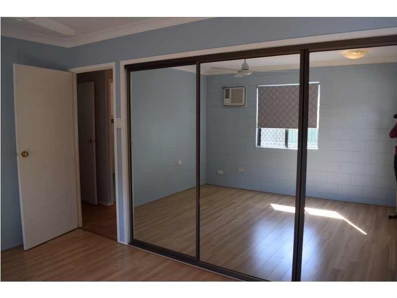 23 Serrano Cres, Cranbrook QLD 4814