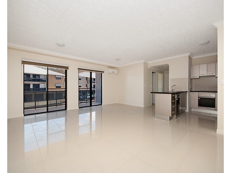 Unit/309 Angus Smith Drive, Douglas QLD 4814