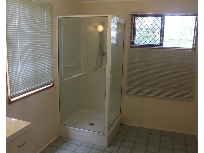 14 Woodlea Ct, Kelso QLD 4815