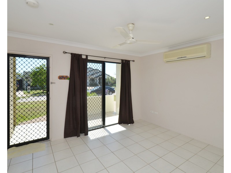 16 Wexford Crescent, Mount Low QLD 4818