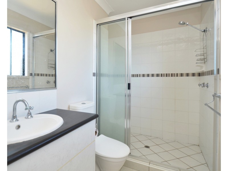 16 Wexford Crescent, Mount Low QLD 4818