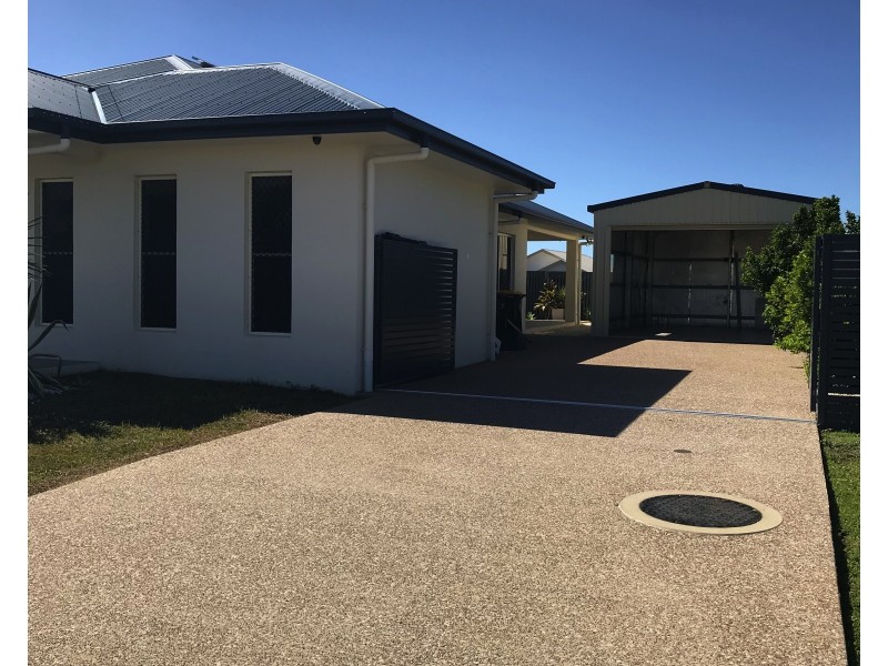 8 Goldfish Ct, Burdell QLD 4818