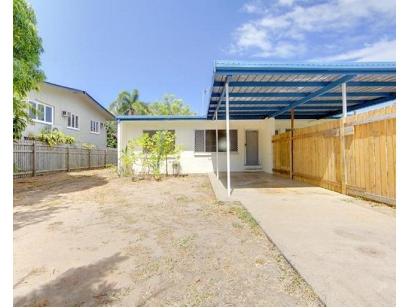 2/8 Bent St, Mundingburra QLD 4812