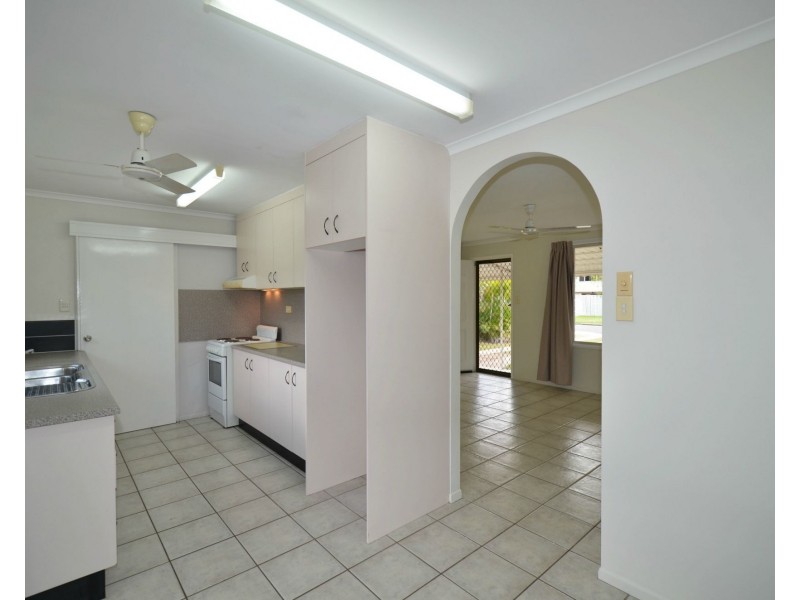 15 Birrahlee Crescent, Kirwan QLD 4817