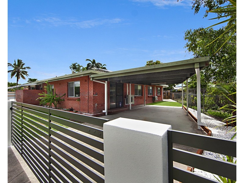 19 Farrell St, Kirwan QLD 4817