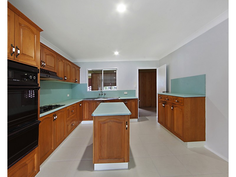 19 Farrell St, Kirwan QLD 4817