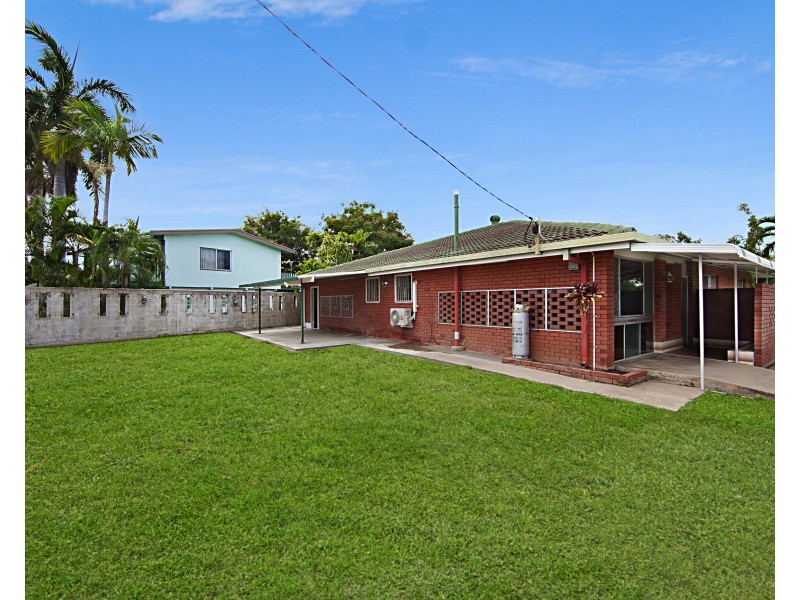 19 Farrell St, Kirwan QLD 4817