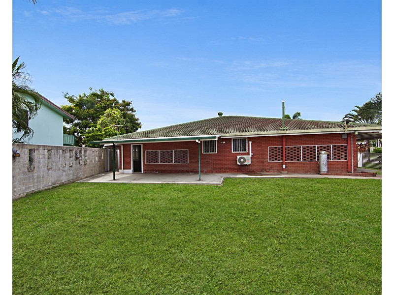 19 Farrell St, Kirwan QLD 4817
