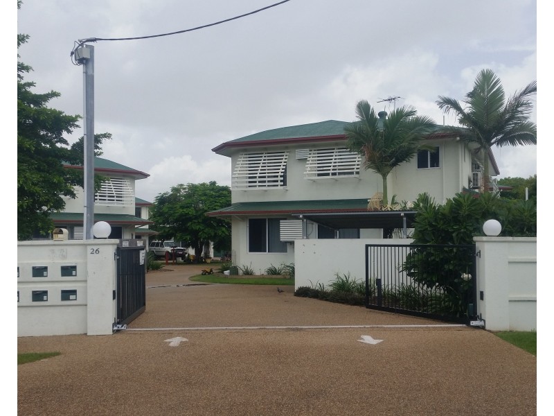 7/26 Derby St, Pimlico QLD 4812