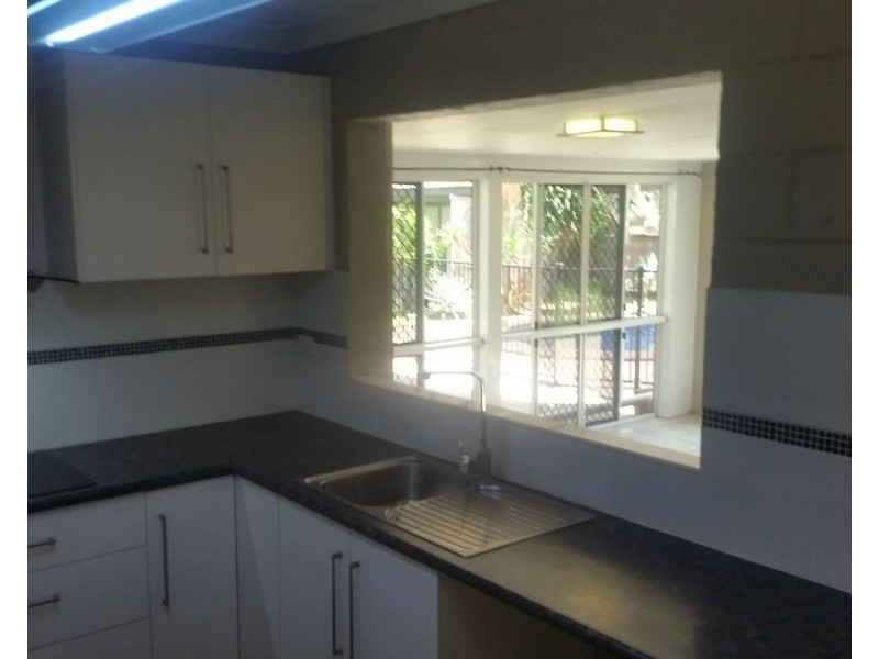 5 Raven Court, Kelso QLD 4815