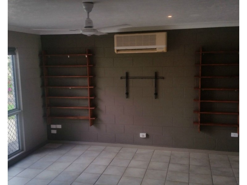 5 Raven Court, Kelso QLD 4815