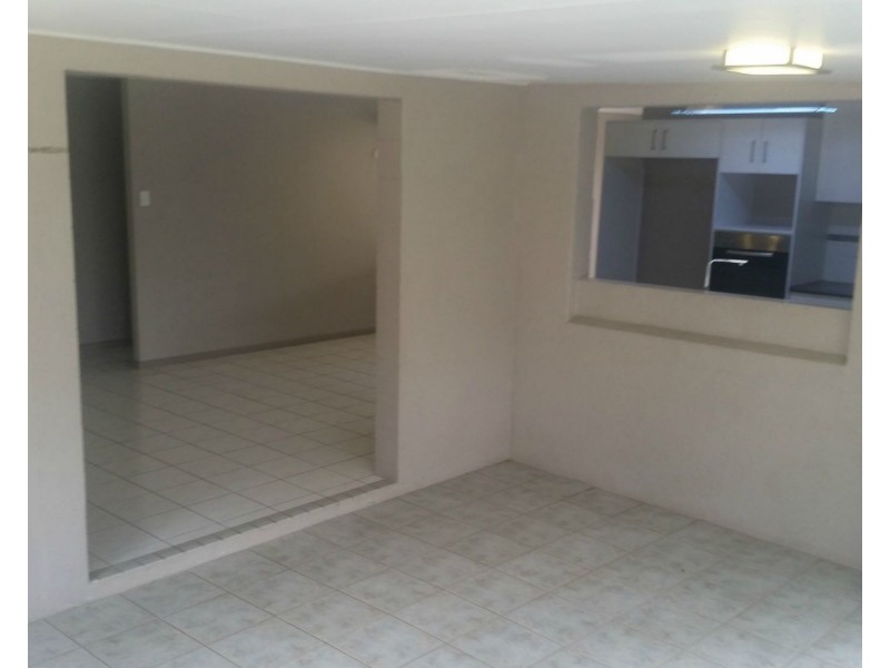 5 Raven Court, Kelso QLD 4815