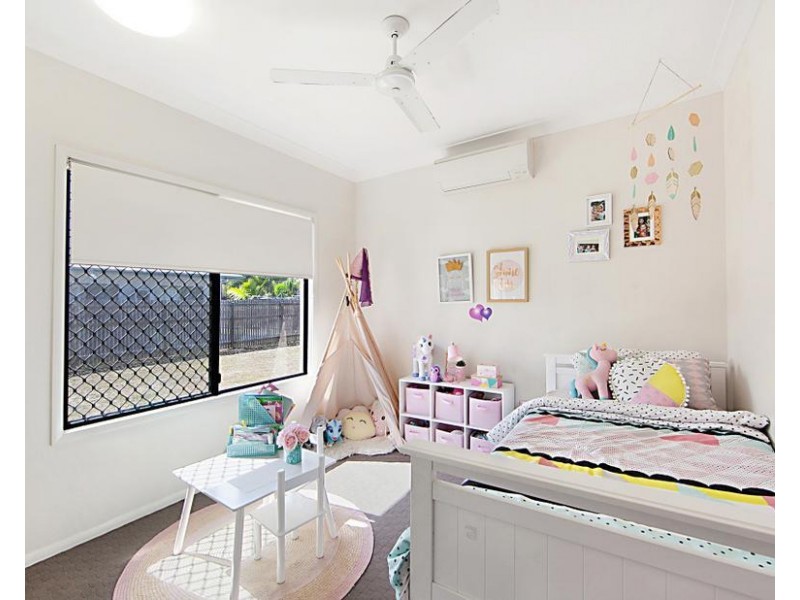 4 Ellendale Street, Mount Low QLD 4818